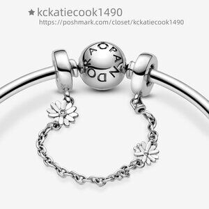 Pandora Daisy Flower Safety Chain Charm